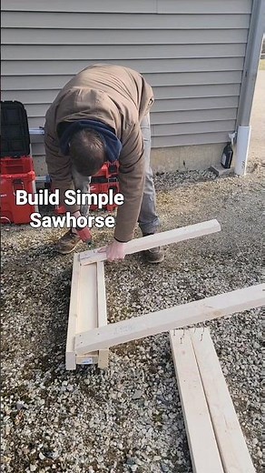 How to build a saw horse