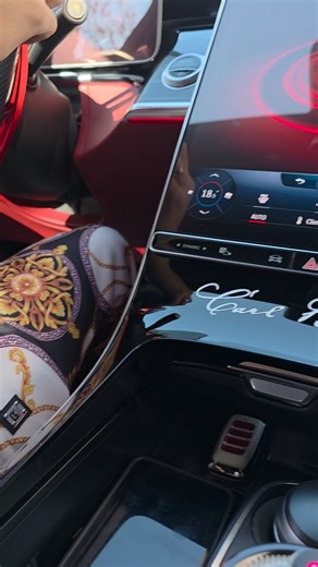 NotV12 on Instagram: "Conducción suave con neumáticos Clase S #w223 #cochesdelujo"