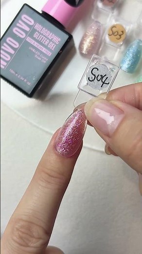 NOVO OVOただ塗るだけで、グラデーションもラインアートも自由自在。UV/LED 硬化でオフも簡単だから、忙しい毎日にもぴったり。#ネイル #ネイルサロン＃ネイルチップ＃ネイリスト#novoovo