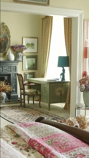 A charming Irish home with maximalist style by the sea 🍀🌊💕