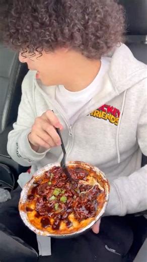 BBQ fried chicken loaded mac got him preaching 😭🔥 #macncheese