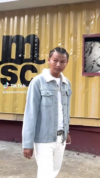 Barber Life: The Art of Haircuts and Hip Hop Culture