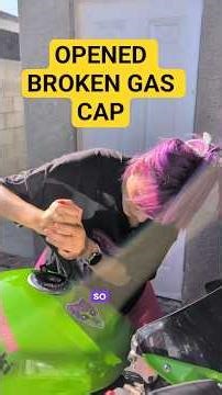 how I opened the broken gas cap on motorcycle #bikergirl #motovlog