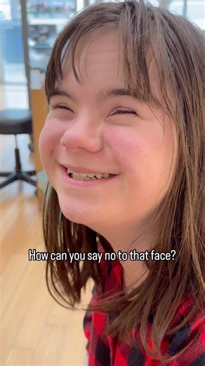 Ruby is still working on making college dreams for people rockin’ that extra chromosome come true! Your $21 can truly make a difference ❤️And come on…how can you say no to that face?! 😉😘 www.321pledge.org to join Ruby in changing lives TODAY ❤️❤️ | RubysRainbow.org