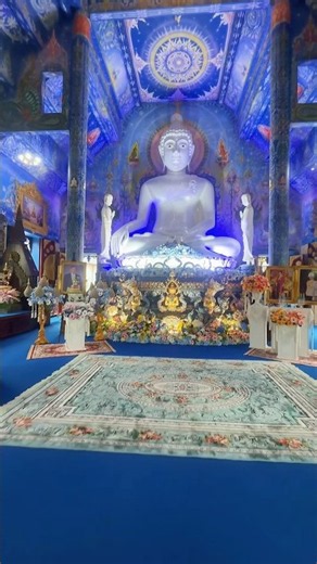 The mystical blue temple in Chiang Rai