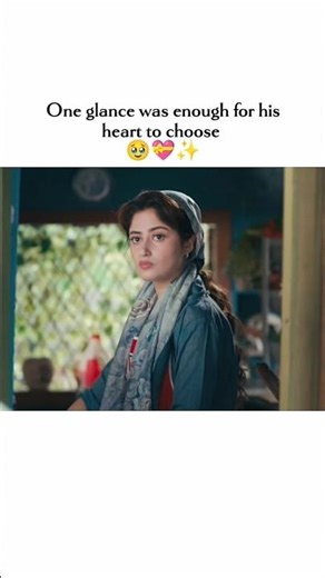 When he saw her for the first time 💌💗 #sajalali #ameergilani #pakdramalovers #ytshorts #explore