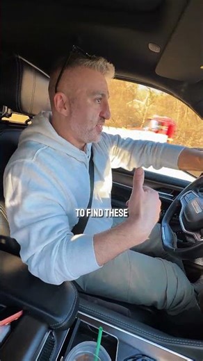 Deal machine is the best software to find deals.