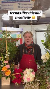 Not every floral trend is worth following. 🚫🌸 Learn what to avoid, what actually sells, and how to build timeless designs that last in the flower industry ⚠️ Learn how to spot trends that hurt your brand—and what to do instead—at American School of Flower Design. #flowers #designer #trends | American Schools of Flower Design