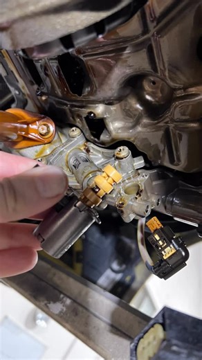 REZA MOSTOFI on Instagram: "🔧✨ Oil Pump Control Valve Replacement – Mercedes-Benz CLA 250 (P06DA00) This is one of the most common issues in all newer Mercedes models. Today, we replaced the Oil Pump Control Valve on this CLA 250 to ensure precise oil pressure and keep the engine running at its best. 🛠️💪 #MercedesBenz #CLA250 #P06DA00 #OilPumpControlValve #EngineCare #AutoRepair #MercedesService"