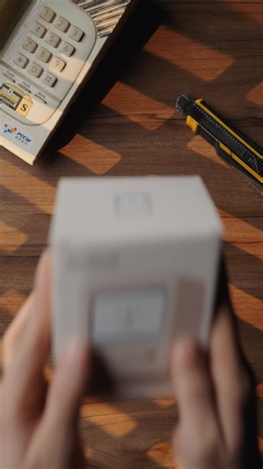 Old Mac computer. Available at Sandokcha.com #sandokcha #mac #timepiece | Sandokcha