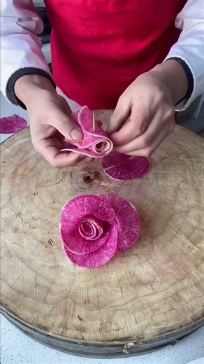Radicchio slicing method
