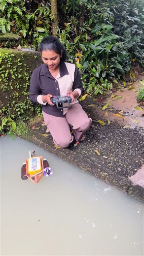 DIY Remote-Controlled Rescue Boat 🛟🚤 #arduinoproject #diyprojects #diy