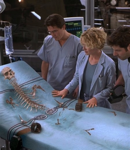 4.7M views · 78K reactions | Tenías 8 años y veías esta escena…  #ElHombreSinSombra #KevinBacon #TheHollowMan #ElHombreInvisible #AmazonPrimeMx #PrimeVideo | Amazon Prime Video | Facebook