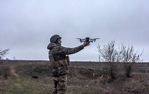 Drone battle: Ukraine's need for FPV and potential impact of million drones on war's course