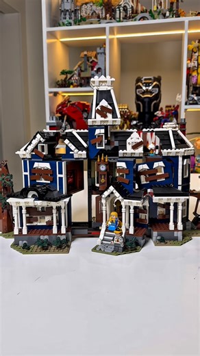 Saif Abouelseoud - The Brick Pharaoh on Instagram: "Crazy season for Stranger Things! Did you pick up LEGO Icons Stranger Things: The Creel House? This set was gifted by The @lego Group as part of the LEGO Ambassador Network. #rlfm #reviews #11370 #lego #strangerthings"