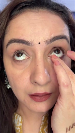 Easy soft smokey eye look