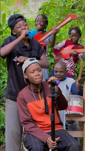 Biggwa - Liam Voice & Fik Fameica (Official live Short)