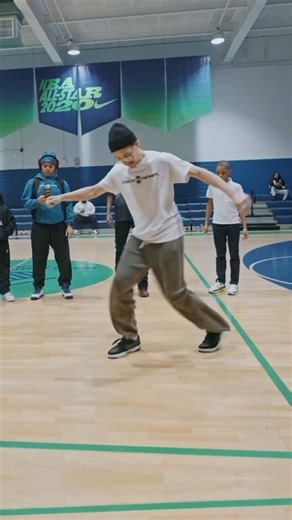 King Charles on Instagram: "Whip kicks & heel walks at The King Club Holiday Kickoff! Brought to you by: @bgcchi @creativenetwerk with support from @thechicagocommunitytrust 🎁 🎥 @tjwilliamsphotography #chicagofootwork #meetmebythespeakersjoe #familyfriends #boysandgirlsclub #creativenetwerk Who made this track?"