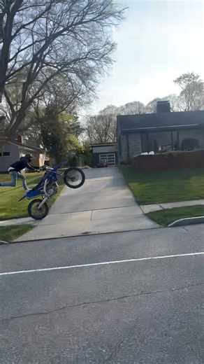 10K views · 85 reactions | 911 whats your emergency  | Springfield Productions | Facebook