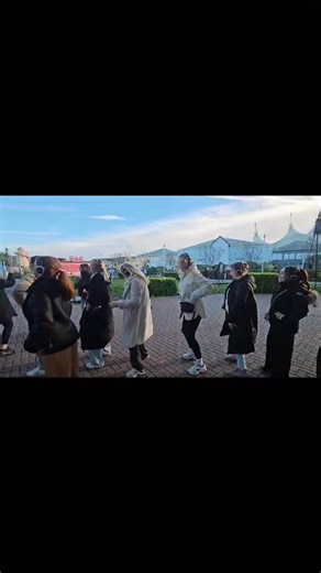 4.3K views · 34 reactions | Butlins Bognor Regis 00s weekend 22/23 Nov 2025  Butlin's Big Weekenders | The Soul Stroll | Facebook