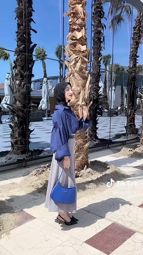 Stylish Navy and Gray Outfit Ideas