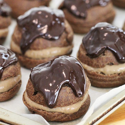 205K views · 1.4K shares | Live la vida mocha with these caffeinated cream puffs! Save this recipe: https://taste.md/2vNBICb | Sugar Fix | Facebook