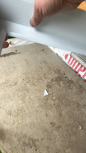 This is how I bend inside corners on drip edge | Men Tools