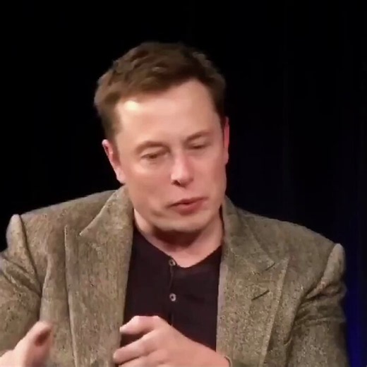 Elon Musk: "When we went to the moon, we were supposed to have a base on the moon, we were supposed to send people to Mars. And that stuff just didn't happen.It went backwards. And we got the space shuttle, but the space shuttle could only go to low earth orbit, where a Saturn V could go to the moon. Now the space shuttle's gone. And so that just seemed like a really bad thing."