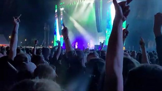 MGK Flipped Off, Booed At Louder Than Life Festival