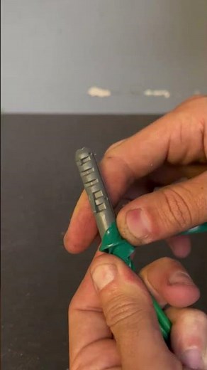 Put a wall plug on the wire and make a perfect electrical splice #USA #ElectricalHack #ProFix