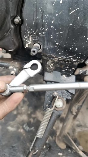 Motorcycle Throttle Grip Maintenance Techniques