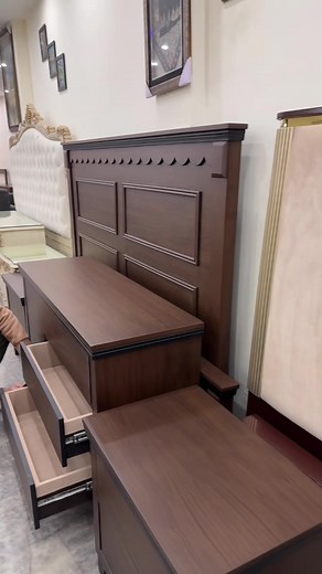 Stylish Solid Wood Bed Set with Modern Finish