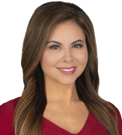 Jennifer Reyna | Biography