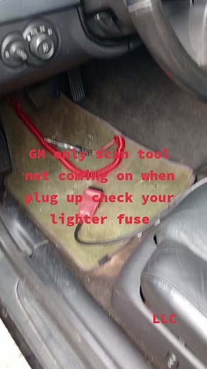 just a quick tip no power to your scan tool check pin 16 at DLC connector##fyp #mobile #mechanic #chevy#gmc#buick#tipsandtricks