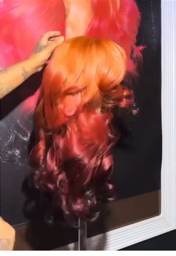 Like the gradient hair color🤩 #viyahair #hdlace #colorwig #viyahairwholesale