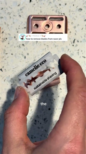 How to change the blade