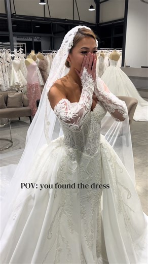 When the dress is THE dress 🤍 #bridal #weddingdress #bridetobe #simacouture