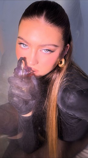 ANNABELLE 曆 on Instagram: "Alien Unleashed  @muglerofficial New Alien Hypersense Fragrance #alienhypersense #fragrance #ad @lookfantastic"