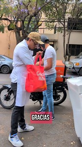 4.6K views · 360 reactions |  Hicimos una pizza con puros...