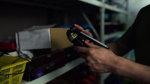 Rechaegeable Work Light, 5000mAh Magnetic Flashlight with 360° Rotate Foldable Design, 1200 Lumens Led Work Light, Mechanic Light for Car Repairing/Emergency