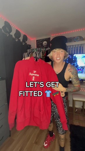 Skateboarding Fashion Fit Guide: Supreme Box Logo and Corduroy Dunks