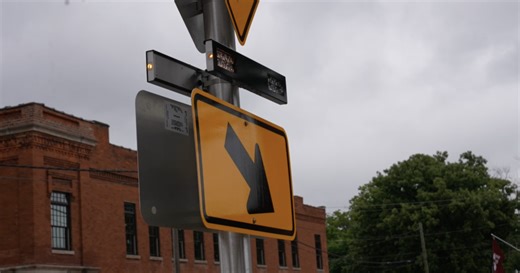 New flashing beacon installed in downtown Eaton Rapids to improve pedestrian safety