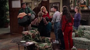 Step by Step - 1x14 - Home Alone