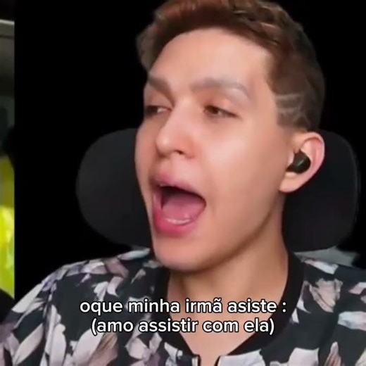 Algm qr assistir cmg? #kpop #kpopgrupo #fypシ #edit #mdt #tdb #tadc #poppyplaytime #vaiprofycaramba