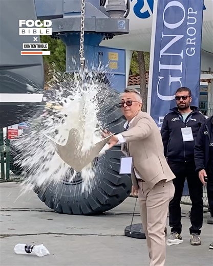 This boat is going to have the worst luck 🍾😬 | FOODbible