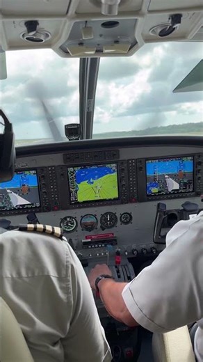 Smooth Landing - Cancun International Airport 🇲🇽 [POV]