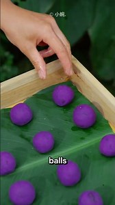 Soft and Shiny mooncakes recipe