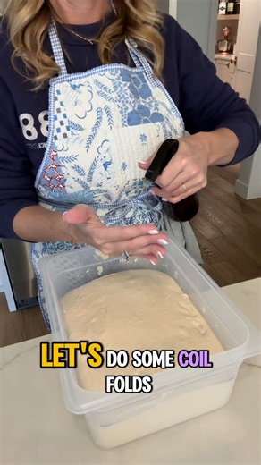 Heather Woodland - Sourdough for Beginners on Instagram: "Not sure how or when to do a coil fold? Let me show you 🍞 Coil folds are one of my favorite ways to handle my sourdough once it’s built some strength. I start with stretch & folds first, then switch to coil folds in the 3rd or 4th round of folds, once bulk is underway and the gluten’s developed. Lift straight up, let the dough coil under itself, set it down, repeat. You should feel resistance — but never tearing. This is the gentle stage