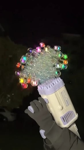 How To make a Bubbles Gun Machine At Home 😱 #shorts #viral #trending #youtubeshortvideo