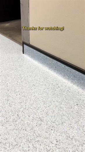 Reducing Tarkett vinyl cove former for vinyl flooring